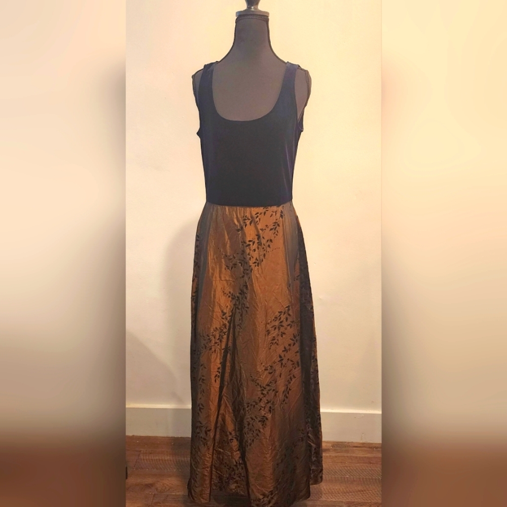 Elegant Black and Brown Maxi Dress